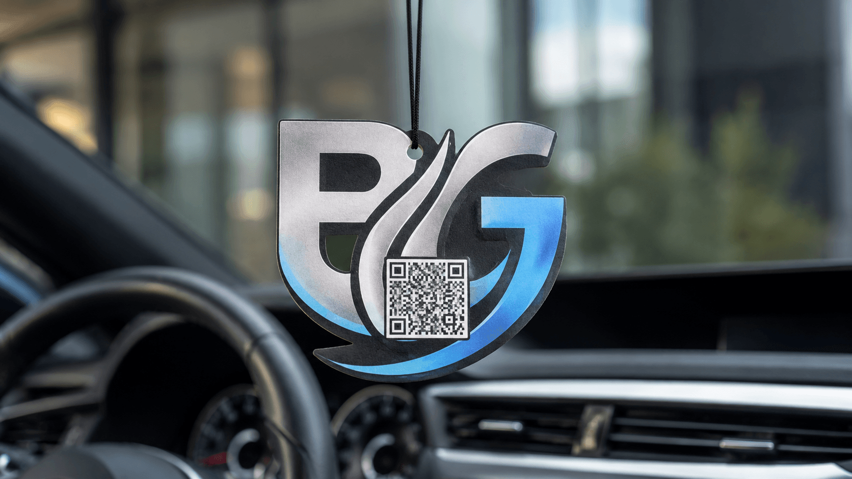 Individuell bedruckter Duftbaum mit QR Code für Unternehmen